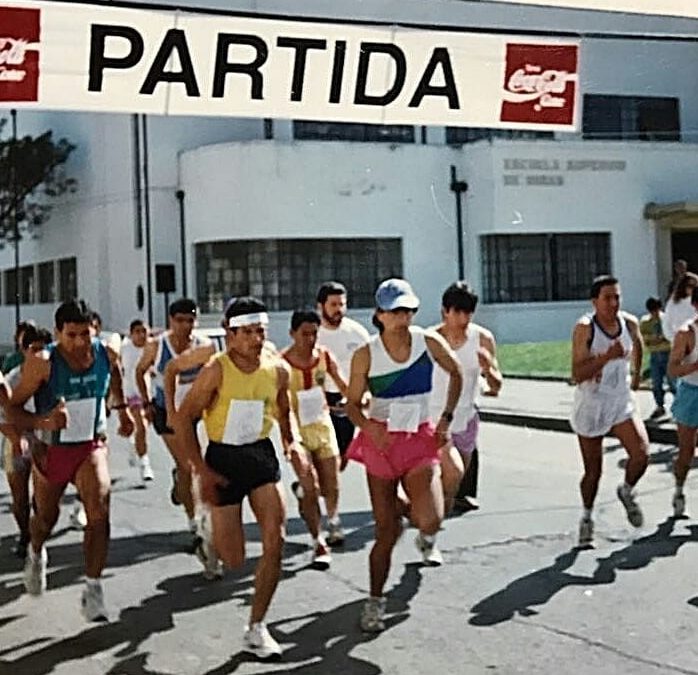 Corrida desde antigua Plaza Cienfuegos de Talca. Década de los 90′.
