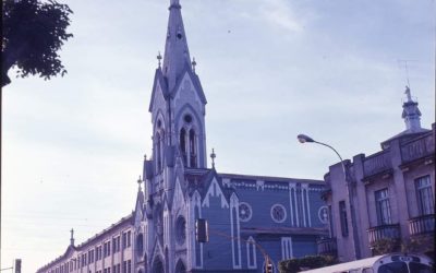 Avenida 2 Sur con vista hacia calle 5 Oriente. Talca, Ca. 1976