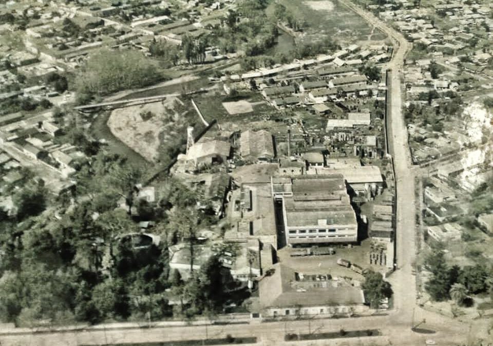 Vista aérea del antiguo recinto CCU de Talca (s.f.)