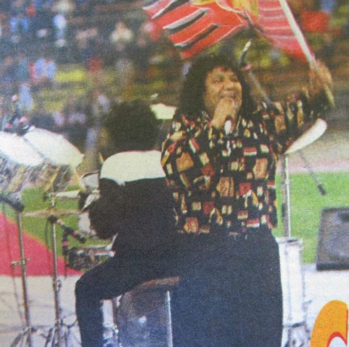 Adrián y los Dados Negros en el Estadio Fiscal de Talca, año 1997