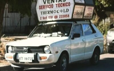 Auto publicitario que recorría calles de Talca, s.f.