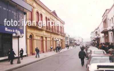 Vista a antiguos locales comerciales de calle 2 oriente 1 sur, s.f.