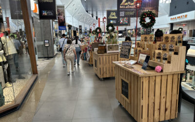 Emprendedores maulinos fortalecen su visibilidad y conexión con la comunidad en Expo Familiar “Navidad en el Maule”, desarrollada en Plaza Maule